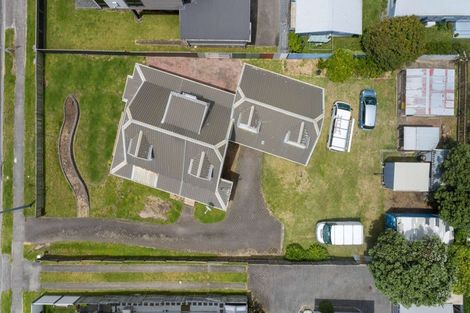 Photo of property in 906 Papamoa Beach Road, Papamoa Beach, Papamoa, 3118