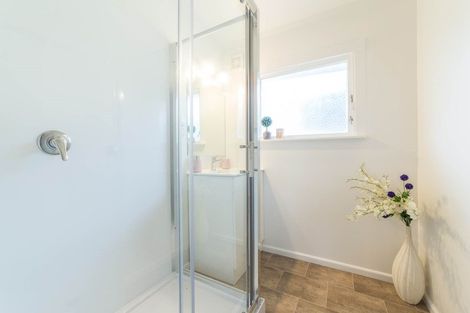 Photo of property in 2/15 Selwyn Crescent, Forrest Hill, Auckland, 0620