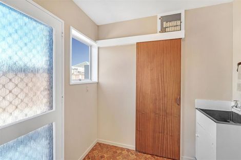 Photo of property in 70 Cutts Road, Russley, Christchurch, 8042