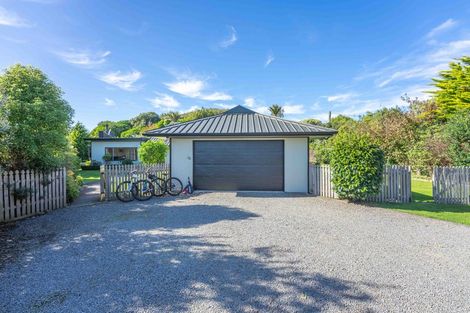 Photo of property in 43 Te Horo Hautere Cross Road, Te Horo, Otaki, 5582