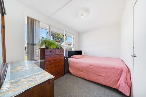 Photo of property in 17 Bernard Street, Papatoetoe, Auckland, 2025
