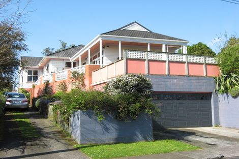 Photo of property in 54 Wallath Road, Westown, New Plymouth, 4310