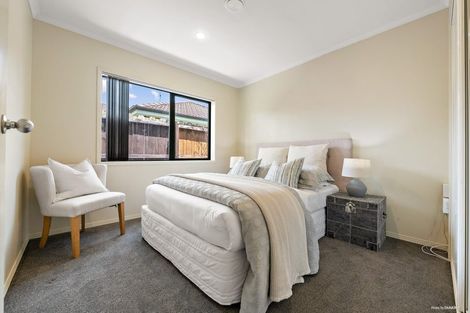 Photo of property in 12 Sheddings Lane, East Tamaki, Auckland, 2016