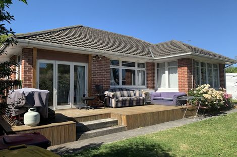 Photo of property in 71 Maidstone Road, Ilam, Christchurch, 8041