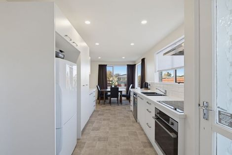Photo of property in 30 Saint Heliers Crescent, Aranui, Christchurch, 8061