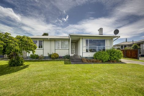 Photo of property in 32 Skerrett Crescent, Tamatea, Napier, 4112