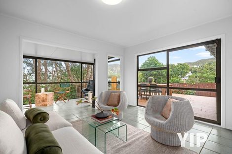 Photo of property in 11 Kau Kau Way, Ngaio, Wellington, 6035