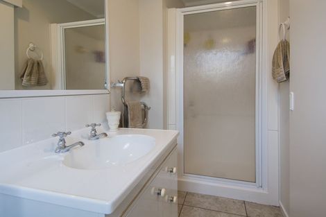 Photo of property in 111 Blake Boulevard, Papamoa Beach, Papamoa, 3118