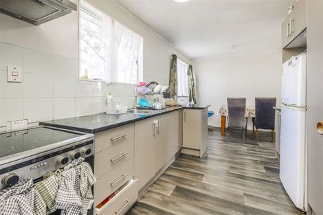 Photo of property in 3/10 Penion Drive, Flat Bush, Auckland, 2023