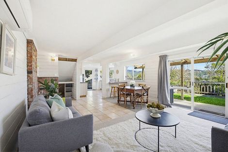 Photo of property in 13 Downes Street, Titahi Bay, Porirua, 5022