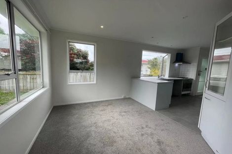 Photo of property in 377 Bucklands Beach Road, Bucklands Beach, Auckland, 2012