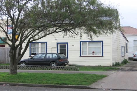 Photo of property in 19 Lombard Street, Palmerston North, 4410