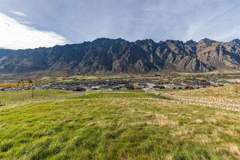 Photo of property in 34 Howden Drive, Jacks Point, 9371