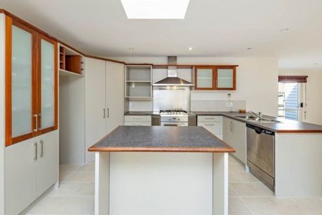 Photo of property in 16 Mordane Place, Flat Bush, Auckland, 2016