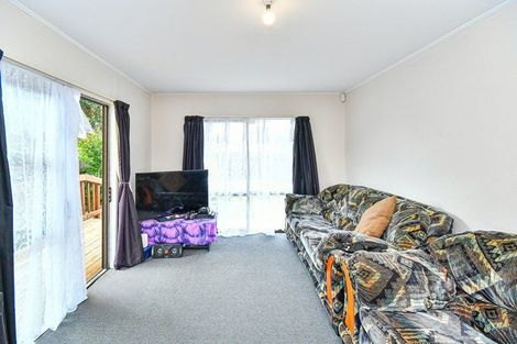 Photo of property in 1/44 Taitimu Drive, Weymouth, Auckland, 2103