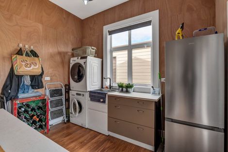 Photo of property in 111 Cordelia Street, Stratford, 4332