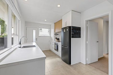 Photo of property in 1/82 Holly Road, St Albans, Christchurch, 8014