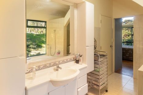 Photo of property in 50 Scott Road, Stanmore Bay, Whangaparaoa, 0932