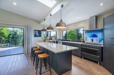 Photo of property in 4 Tarapatiki Drive, Whitianga, 3510