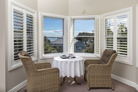 Photo of property in 43 Stanley Point Road, Stanley Point, Auckland, 0624