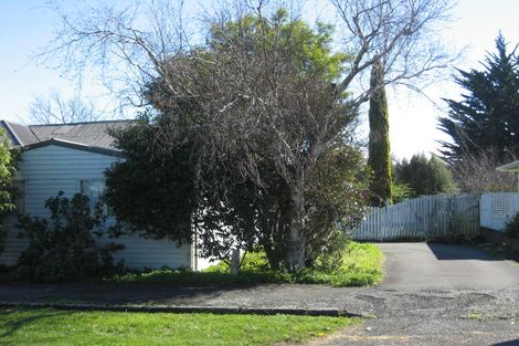 Photo of property in 10-12 Mckenzie Terrace, Carterton, 5713