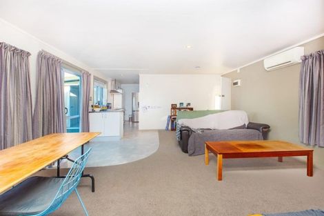 Photo of property in 24b Manukau Road, Raglan, 3225
