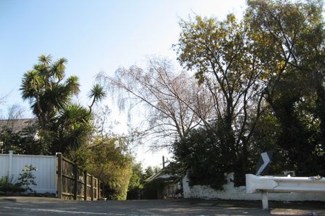 Photo of property in 12 Dyers Pass Road, Cashmere, Christchurch, 8022