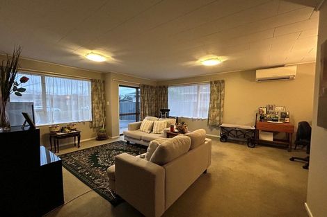 Photo of property in 1/5 Somerset Place, Taradale, Napier, 4112
