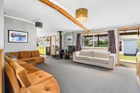 Photo of property in 176 Commercial Street, Takaka, 7110