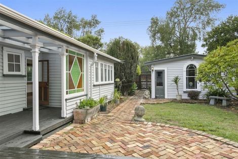 Photo of property in 41 Taupaki Road, Taupaki, Henderson, 0782