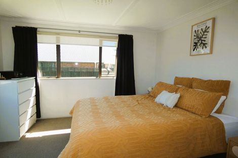 Photo of property in 33 Domett Street, Westport, 7825