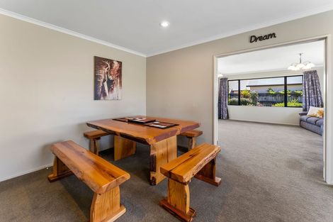 Photo of property in 2 Mayer Crescent, Wakefield, 7025