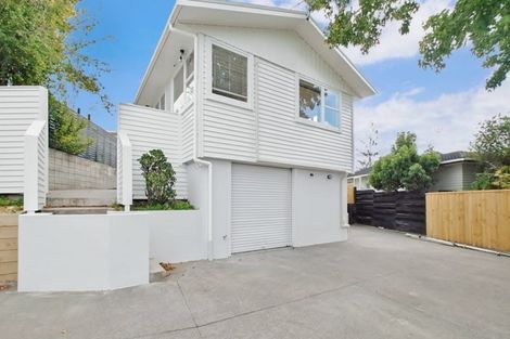 Photo of property in 4 Juniper Road, Sunnynook, Auckland, 0620