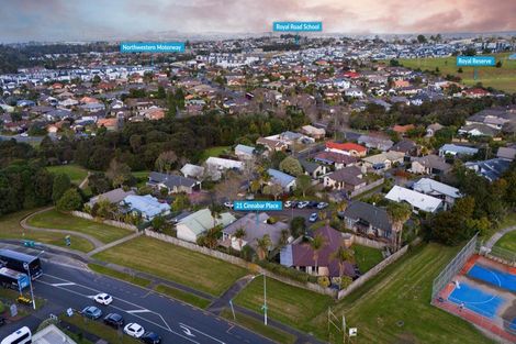 Photo of property in 21 Cinnabar Place, Westgate, Auckland, 0614