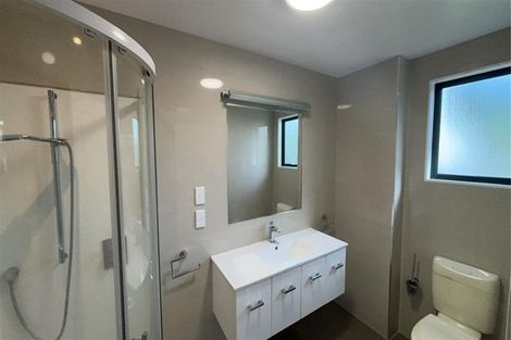 Photo of property in 44b Victoria Road, New Plymouth, 4310