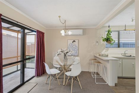 Photo of property in 2/15 Tulloch Place, Papanui, Christchurch, 8052