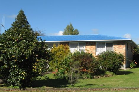 Photo of property in 11 Dunkeld Place, Tokoroa, 3420