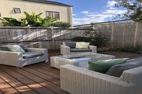 Photo of property in 5n Dryden Place, Mount Wellington, Auckland, 1051