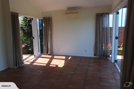 Photo of property in 42 Glenfern Road, Mellons Bay, Auckland, 2014