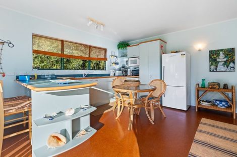 Photo of property in 847 Matapouri Road, Matapouri, Whangarei, 0173