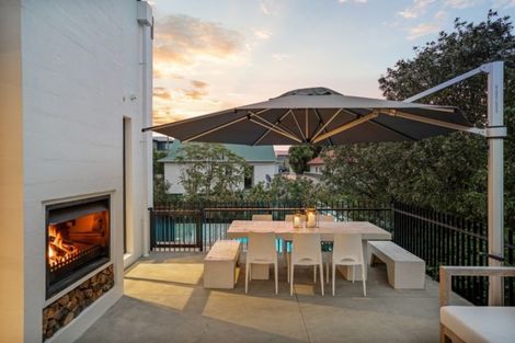 Photo of property in 33 Tirotai Crescent, Westmere, Auckland, 1022