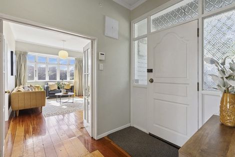 Photo of property in 18 Carrington Street, Mount Cook, Wellington, 6021