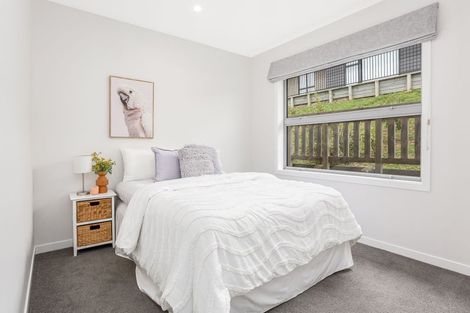 Photo of property in 49 Waitaria Terrace, Aotea, Porirua, 5024