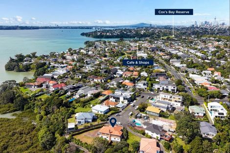Photo of property in 14 Weona Place, Westmere, Auckland, 1022