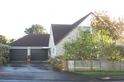 Photo of property in 5/2 Tampin Road, Hillpark, Auckland, 2102