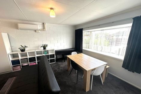 Photo of property in 2/299 Ruahine Street, Terrace End, Palmerston North, 4410