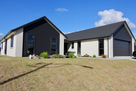 Photo of property in 3 Awatea Drive, Whitianga, 3510