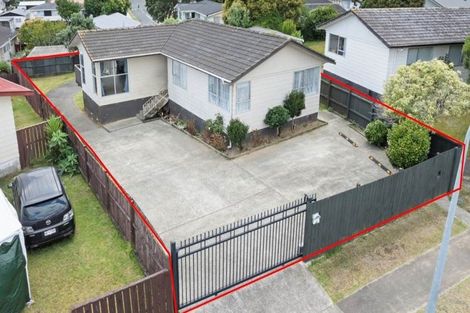 Photo of property in 14 Yearsley Place, Manurewa, Auckland, 2102