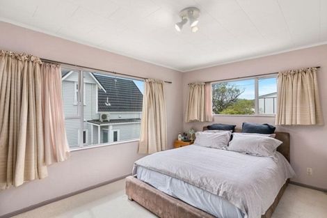 Photo of property in 22 Bloomfield Terrace, Hutt Central, Lower Hutt, 5010
