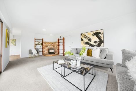 Photo of property in 73 Rimu Street, New Lynn, Auckland, 0600